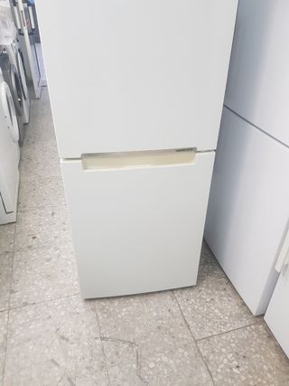 Nevera neofrost marca Samsung 1.79m con garantía 