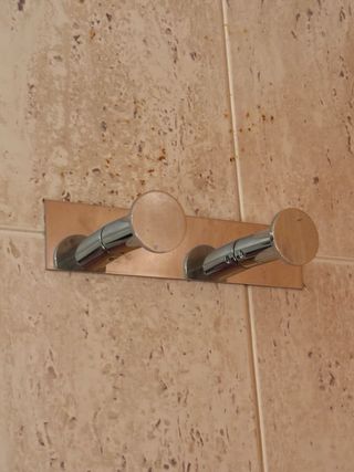 Perchas baño 