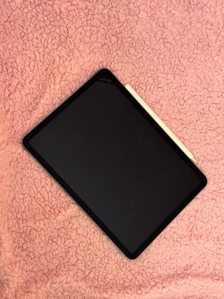 iPad Air 5 256GB REACONDICIONADO + APPLE PENCIL