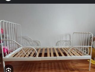 Cama infantil Ikea blanca - extensible