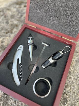 Kit vinho - saca rolhas, termómetro