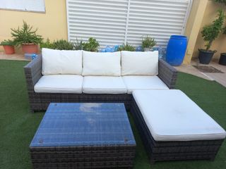 Divano da giardino 3 posti + pouf + tavolino