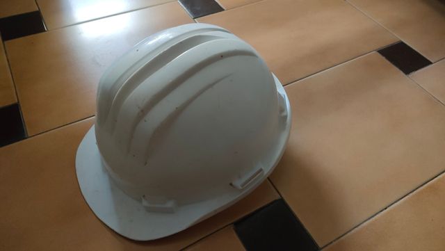 Casco obra blanco