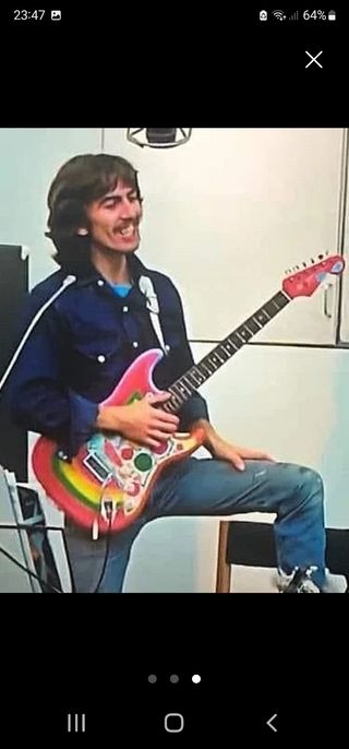 Pin de guitarra Fender psicodelica George Beatles