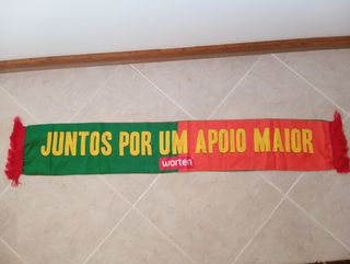 Cachecol Portugal - Juntos por um Apoio Maior