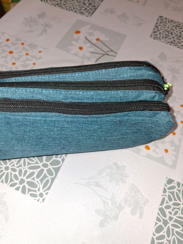 Estuche triple escolar