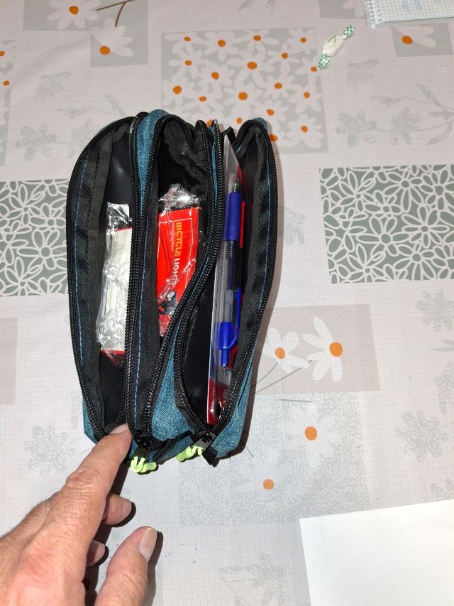 Estuche triple escolar