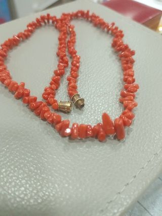 Collar Coral Rojo