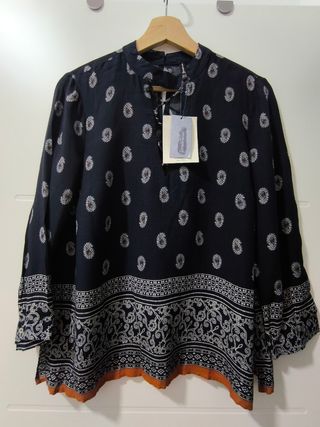 Blusa marino estampada