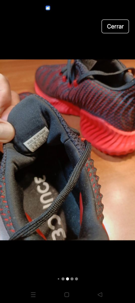 Zapatillas Adidas 42.5 - Negras/Rojas