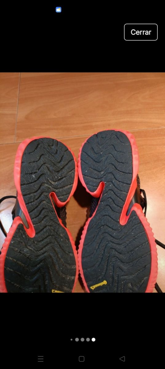 Zapatillas Adidas 42.5 - Negras/Rojas