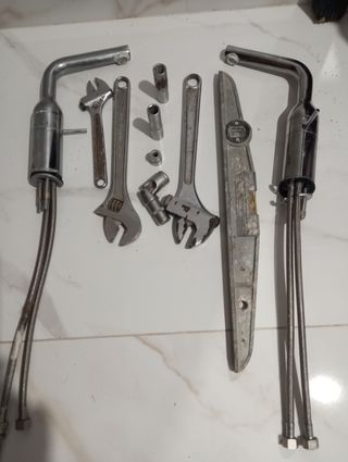 Grifo cocina + herramientas