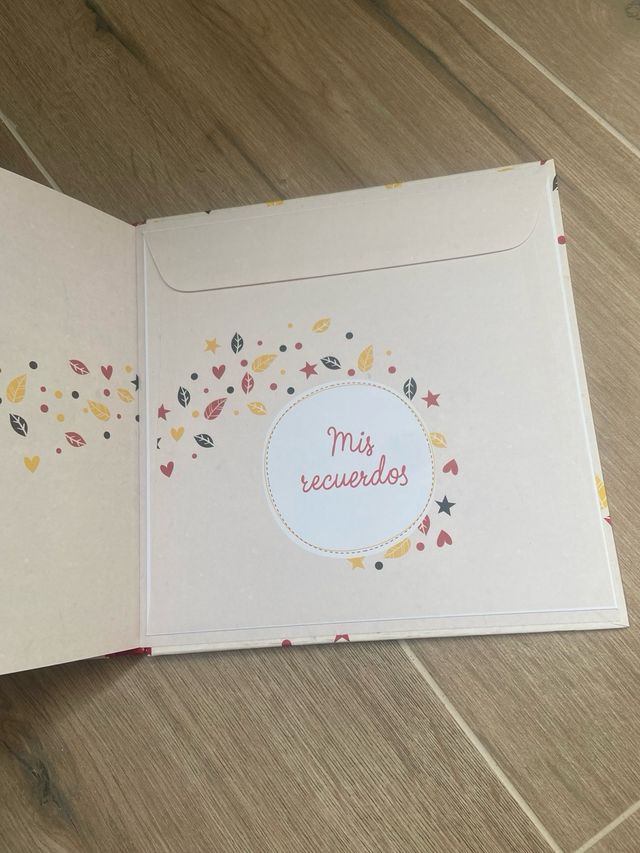Tu primer álbum. El mejor regalo para tu bebé