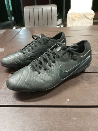 Botas fútbol Nike Tiempo - Talla EU43
