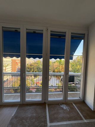 Ventana PVC blanca (se vende por hojas)