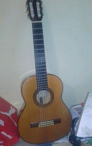 En Venta Requinto Pedro  Maldonado 1976