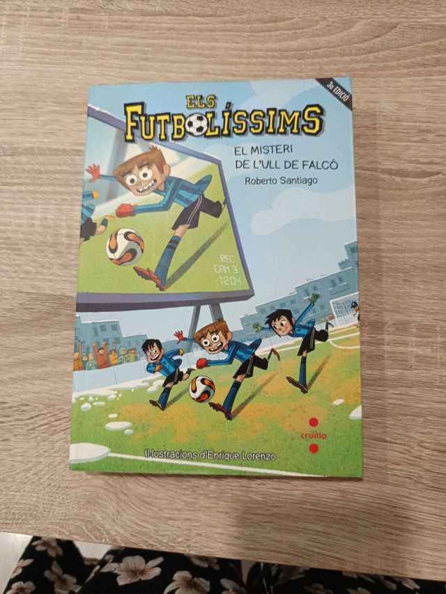 El misteri de l'ull de falcó