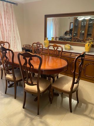 Comedor madera 6 sillas aparador y espejo