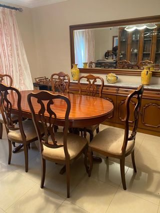 Comedor madera 6 sillas aparador y espejo
