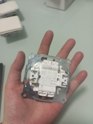 Doble Interruptor Schneider