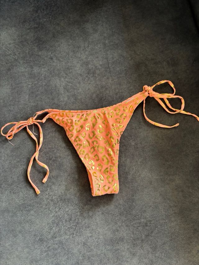Bikini leopardo