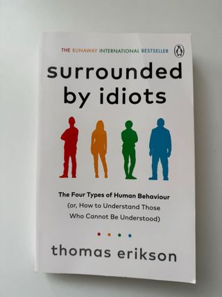 Libro Surrounded By Idiots de Thomas Eriksson
