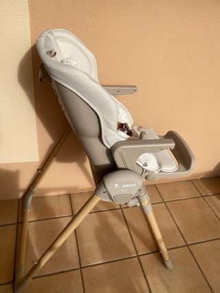 Trona Jané Mila evolutiva