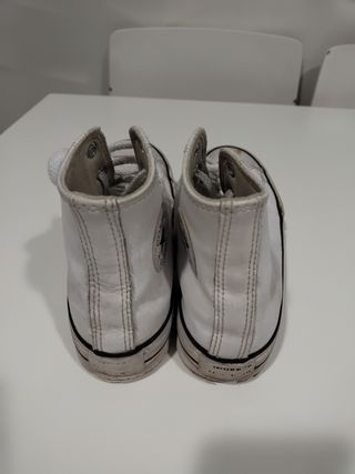 Converse blancas 35 piel. 