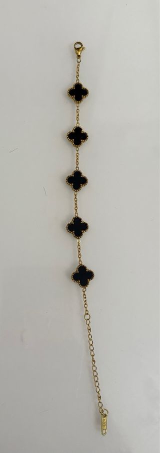 Pulsera trébol  de acero inoxidable resiste alagua