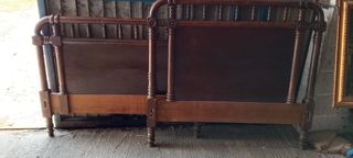 Cabeceros antiguos de madera