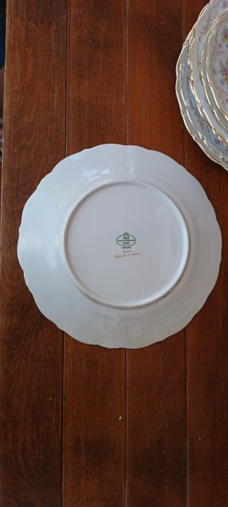 Piatto porcellana rose dipinte a mano