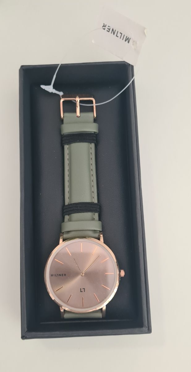 Reloj Milner dorado y verde oliva