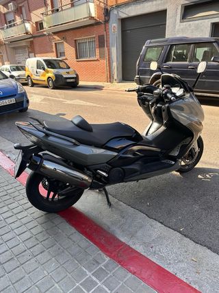 Yamaha TMAX 500 gris nardo