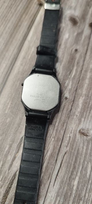 Reloj Radiant Vintage Digital