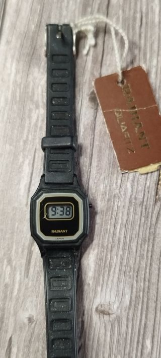 Reloj Radiant Vintage Digital
