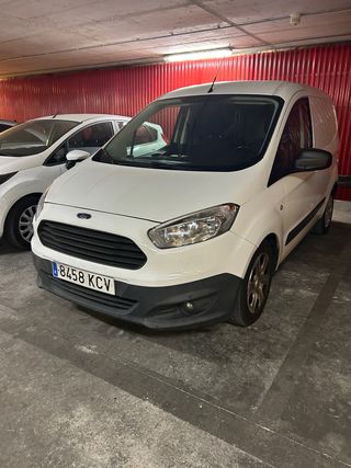 Ford Transit Courier 2017