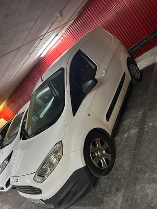 Ford Transit Courier 2017