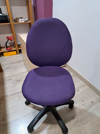 Silla escritorio morada - Oficina