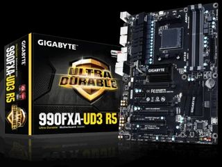 Placa base Gigabyte GA-990FXA-UD3 R5 + AMD FX-8350