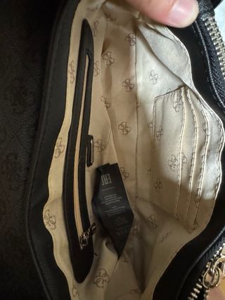 Bolso Guess negro bandolera