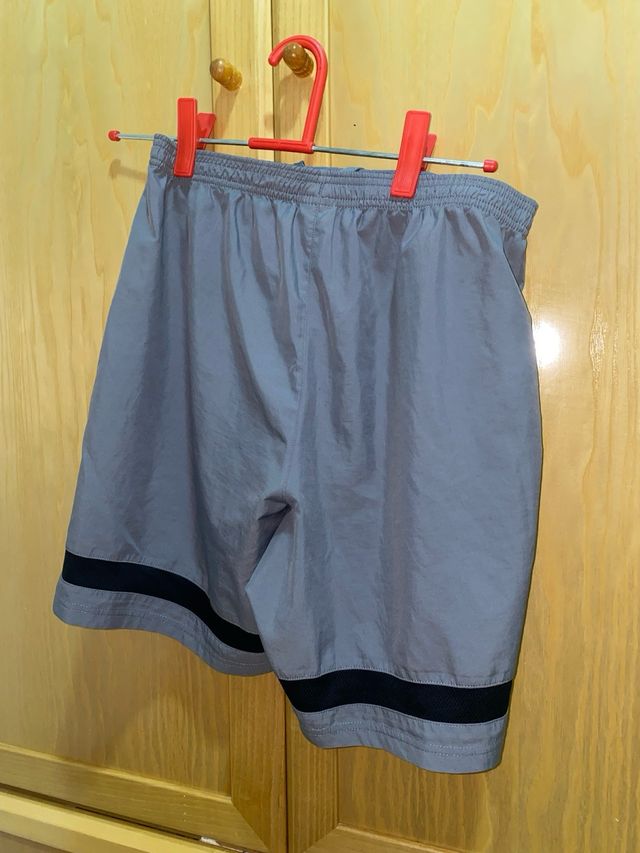 Shorts Nike grises