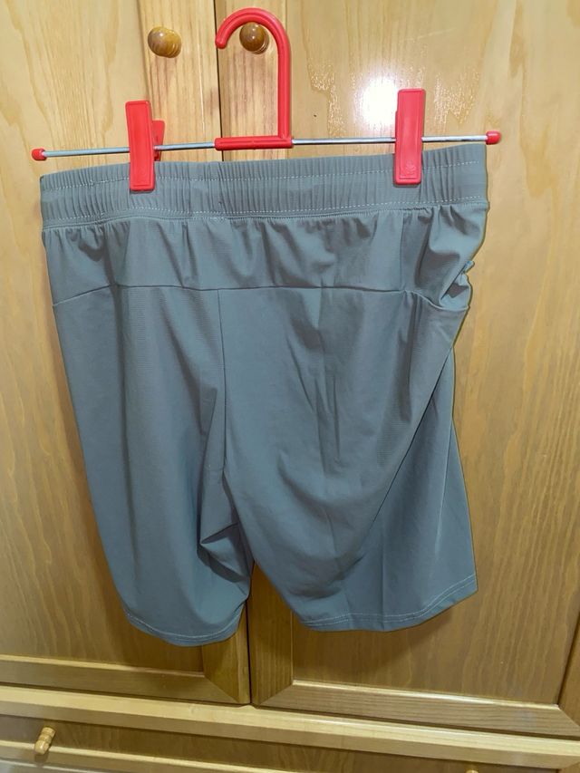 Shorts Under Armour - Verde Oliva