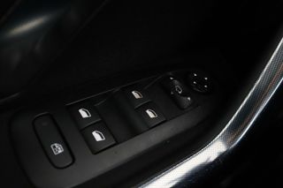 Peugeot 2008 1.6 e-HDi Allure