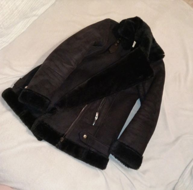 Chaqueta Stradivarius negra - Talla M