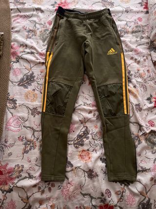 Pantalón Adidas Verde Olivo