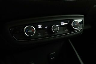 Opel Crossland X 1.2 Turbo Selective