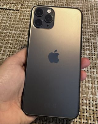 iPhone 11 Pro Gris/Dorado