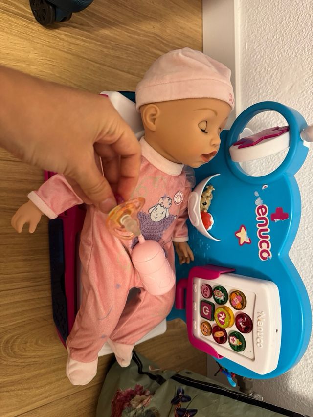 Muñeca Annabell Baby Born + Maleta Médica