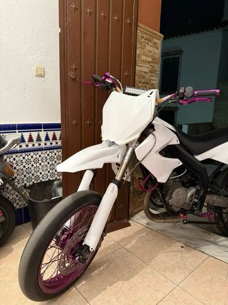 Derbi Senda DRD blanca