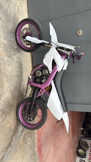 Derbi Senda DRD blanca